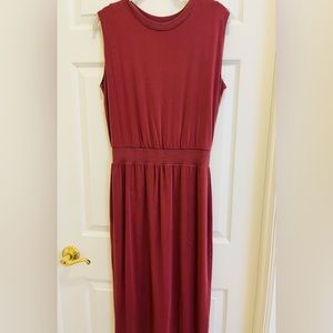 Athleta berry rose, casual dress size small